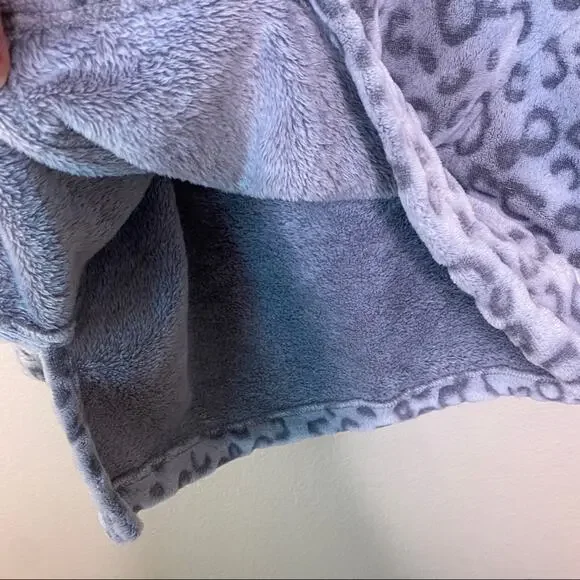 Philosophy Gray Leopard Print Hoodie Medium - Picture 9 of 10